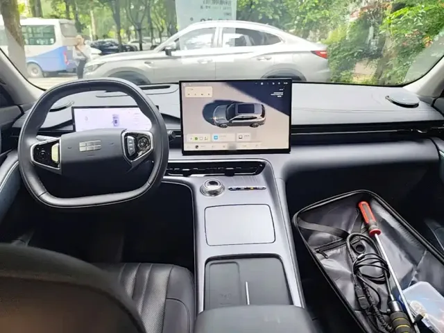 Geely Galaxy E5 — Фото автомобиля 9