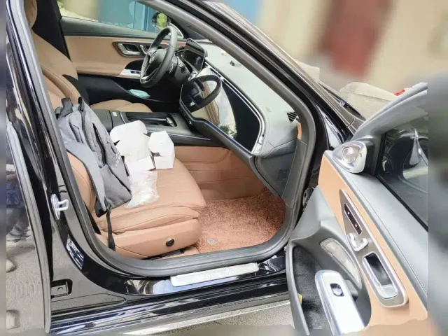 Mercedes-Benz Mercedes-Benz E-Class 2024 Model E 300 L Luxury — Фото автомобиля 10