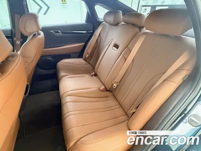 Genesis G80 Бензин 2.5 турбо 2WD — Фото автомобиля 10