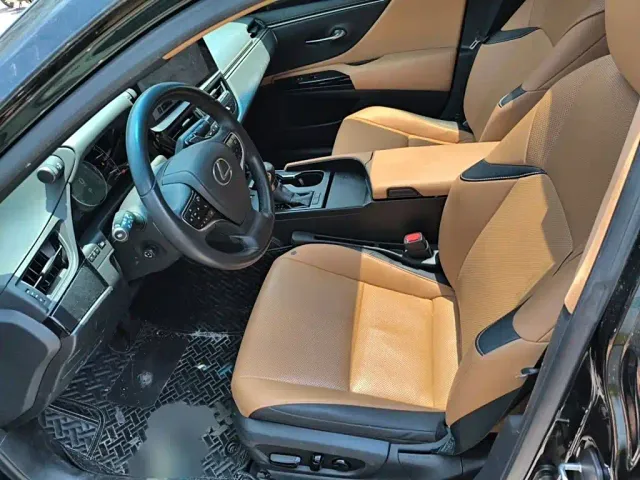 Lexus ES — Фото автомобиля 7