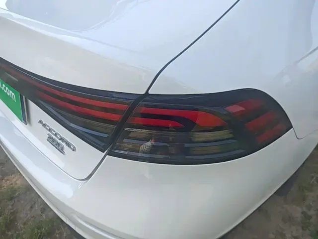 Honda Accord — Фото автомобиля 7