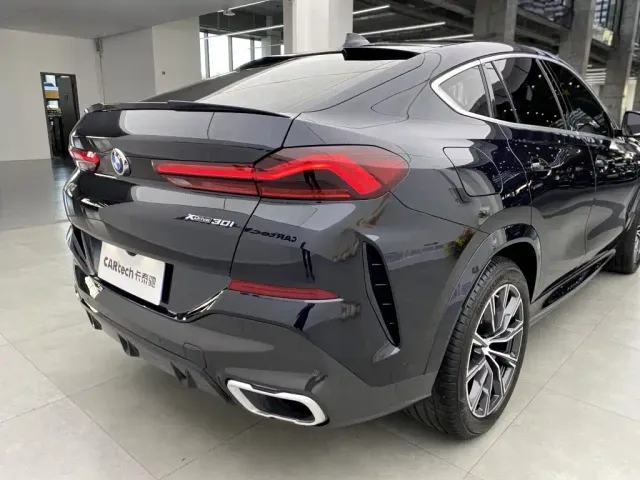 BMW X6 — Фото автомобиля 14