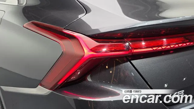 Kia K8 Hybrid — Фото автомобиля 8