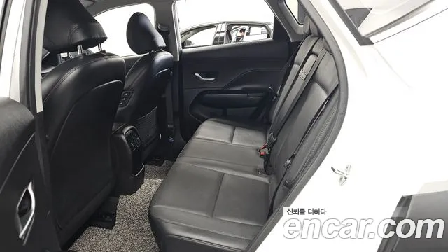 Hyundai Kona SX2 — Фото автомобиля 16