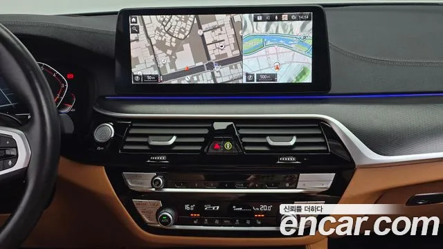 BMW 5 Series G30 — Фото автомобиля 18