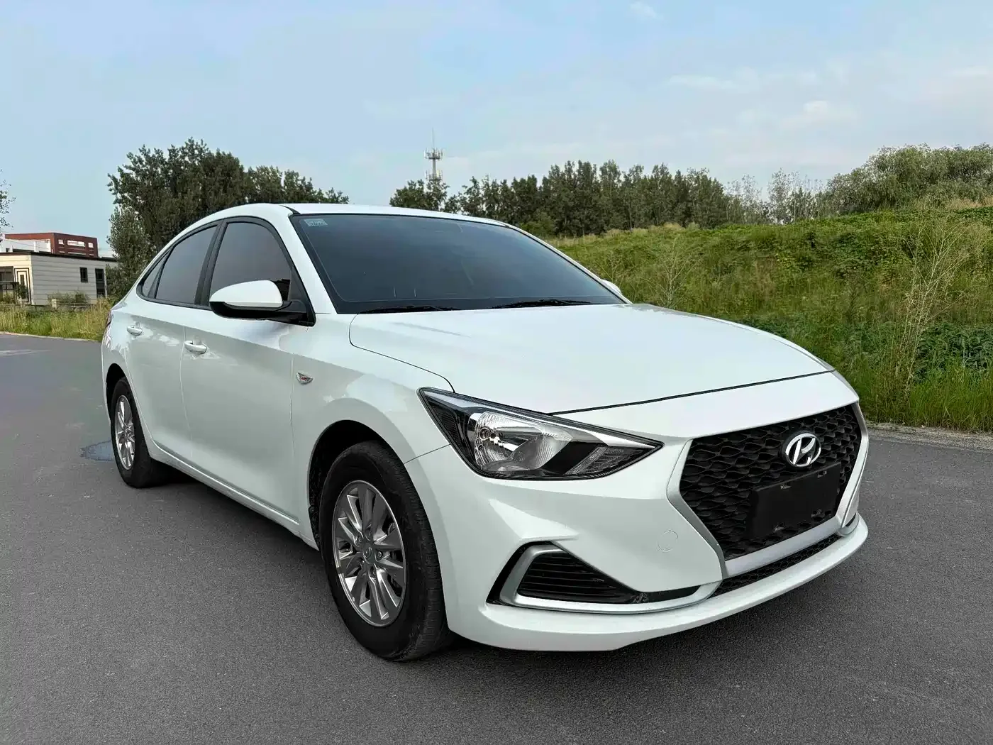 Hyundai Elantra 2020 1.6L Auto GL Pleasing Edition — Фото автомобиля 3