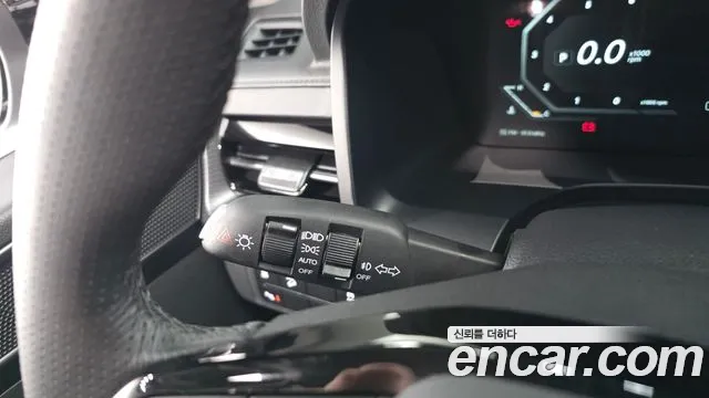 KG_Mobility_Ssangyong Musso Musso (Q300) Дизель 2.2 4WD — Фото автомобиля 17