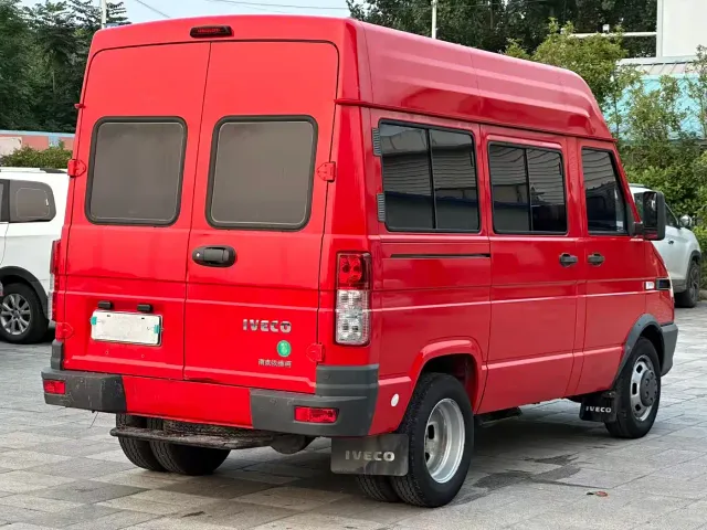 Iveco Daily — Фото автомобиля 6
