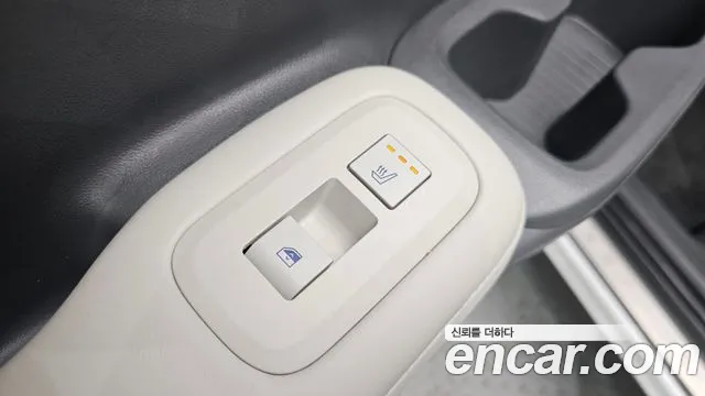 Hyundai Santafe Santa Fe (MX5) Бензин 2.5T 4WD — Фото автомобиля 28