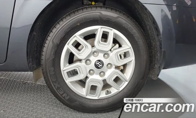 Hyundai Staria — Фото автомобиля 6