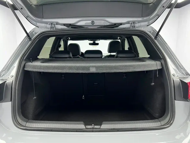 Volkswagen Golf — Фото автомобиля 19