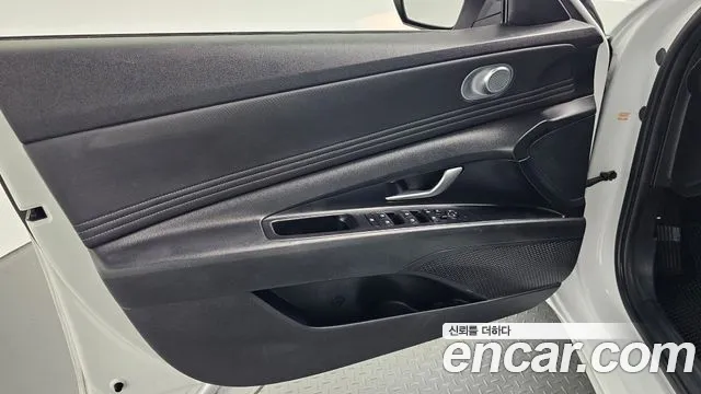 Hyundai AVANTE Avante (CN7) — Фото автомобиля 24