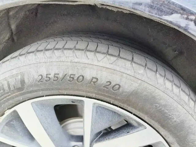 Li Auto L8 — Фото автомобиля 7