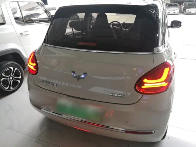 Wuling Bingo — Фото автомобиля 5