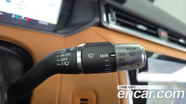 Land Rover Range Rover Velar — Фото автомобиля 30