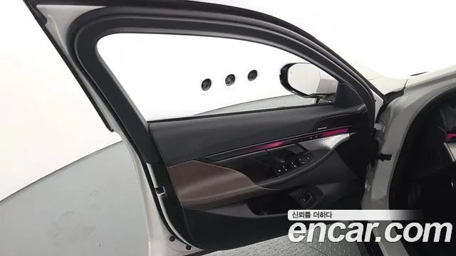 BMW 5 Series — Фото автомобиля 13