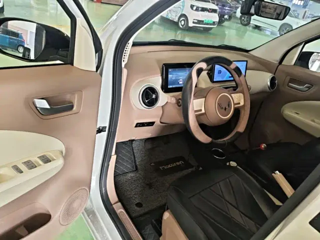 Wuling Hongguang Mini EV — Фото автомобиля 15