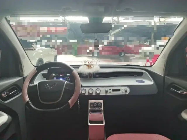 Wuling Hongguang Mini EV — Фото автомобиля 9