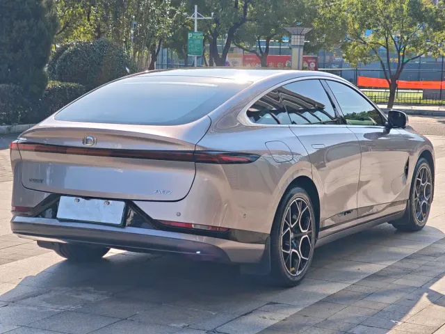Changan Qiyuan A07 — Фото автомобиля 5