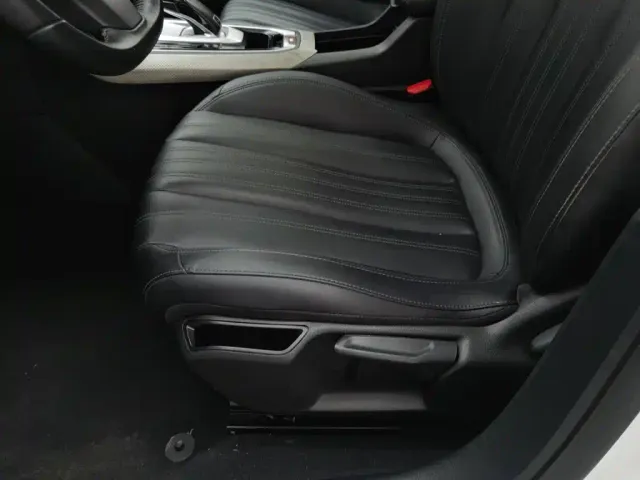 Peugeot 408 — Фото автомобиля 20