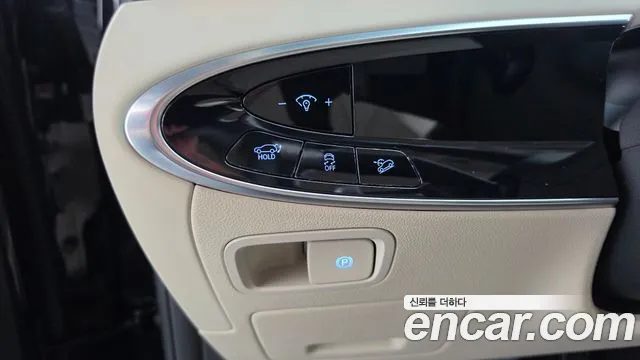 Genesis GV70 — Фото автомобиля 29