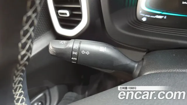 Hyundai Venue — Фото автомобиля 20