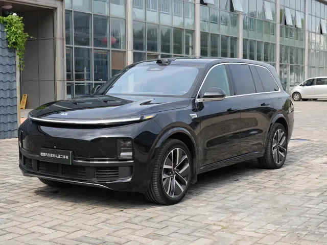 Фотография автомобиля — Li Auto L9