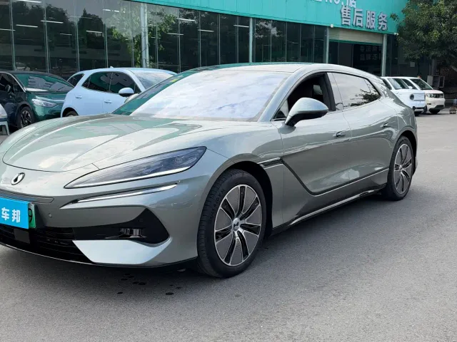 Фотография автомобиля — Denza Z9GT