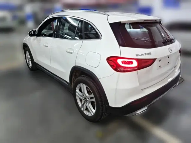 Mercedes-Benz GLA-Class — Фото автомобиля 6