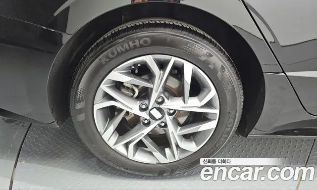 Hyundai Sonata — Фото автомобиля 5