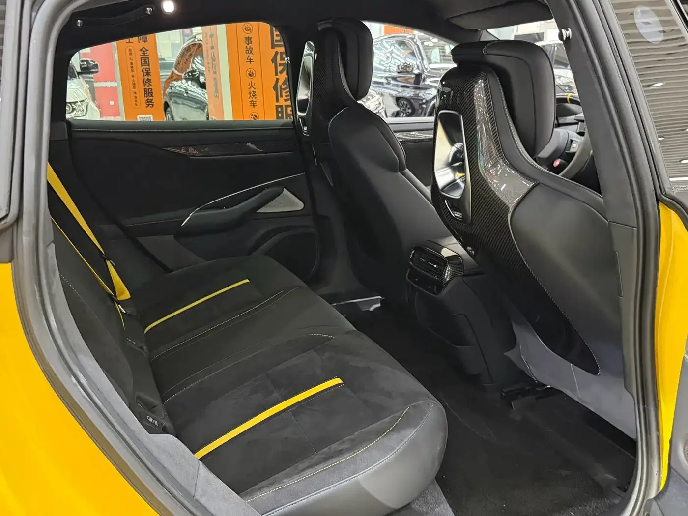 Xiaomi Auto Xiaomi SU7 Ultra 2025 Model Ultra — Фото автомобиля 8