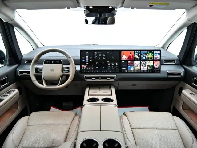 Li Auto MEGA — Фото автомобиля 17