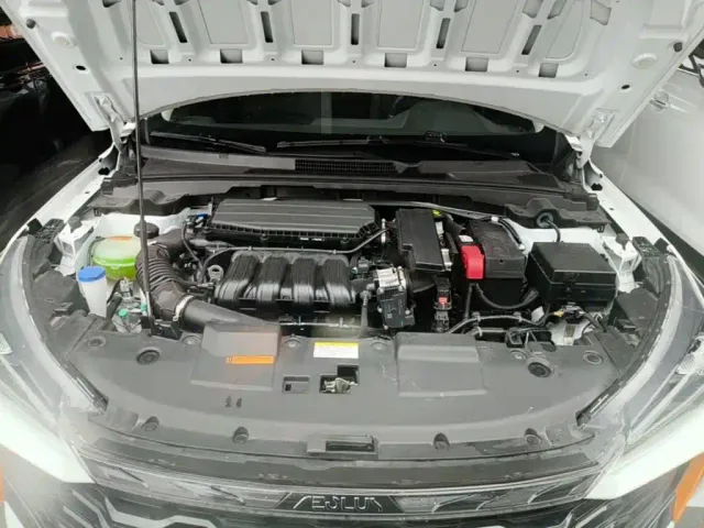 Dongfeng Yixuan GS — Фото автомобиля 19