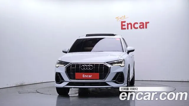 Audi Q3 35 TDI quattro Premium — Фото автомобиля 3