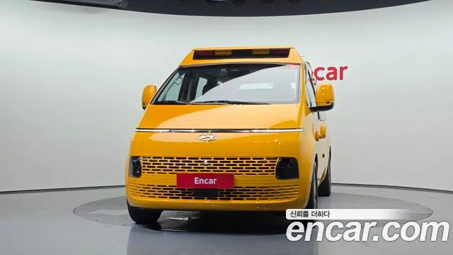 Hyundai Staria Staria L3.5 Школьный автобус — Фото автомобиля 3