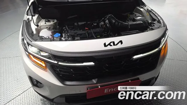 Kia Seltos Бензин 1.6 турбо 2WD — Фото автомобиля 6