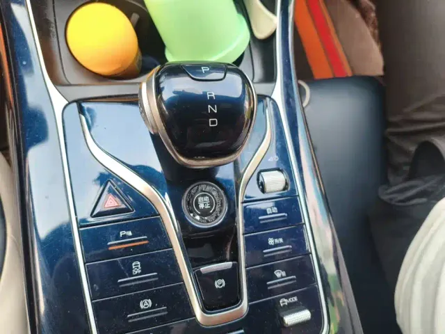 BYD Qin PLUS — Фото автомобиля 10