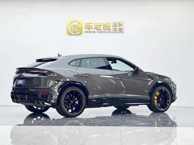 Lamborghini Urus — Фото автомобиля 4