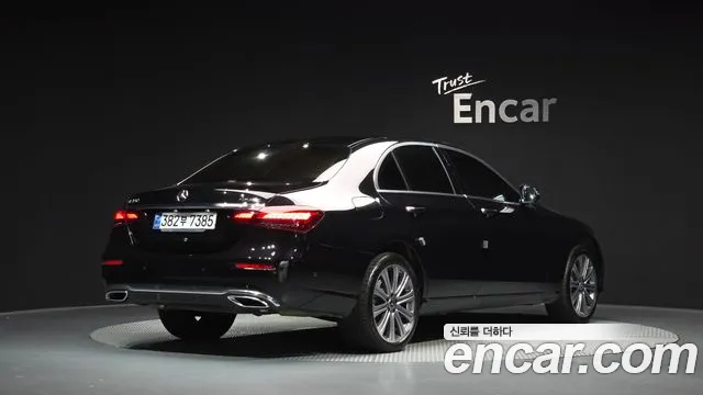 Mercedes-Benz E-Class W213 — Фото автомобиля 2