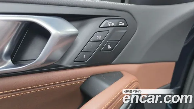 BMW X6 xDrive40i M Sport — Фото автомобиля 7