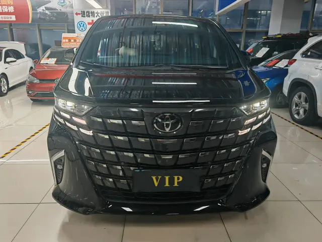Toyota Alphard — Фото автомобиля 2