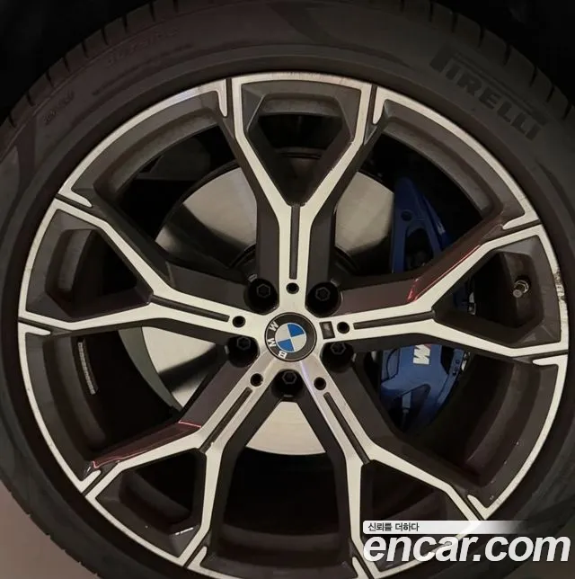 BMW X5 xDrive 40i M Sport — Фото автомобиля 5