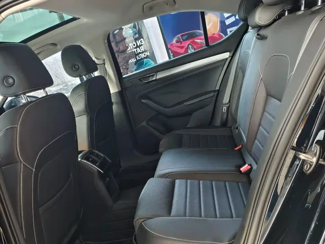Skoda Superb — Фото автомобиля 14