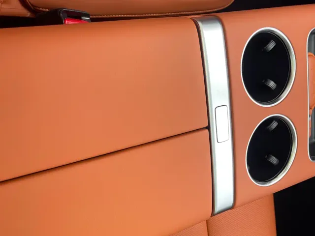 Li Auto L7 — Фото автомобиля 24