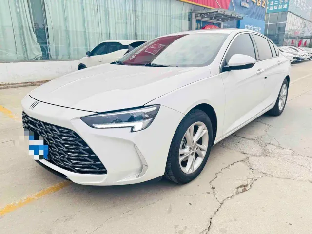 Buick Regal — Фото автомобиля 2