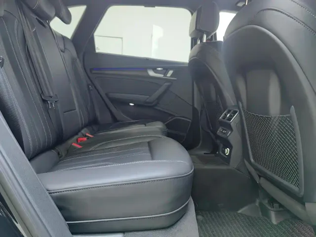 Audi Q5L — Фото автомобиля 6