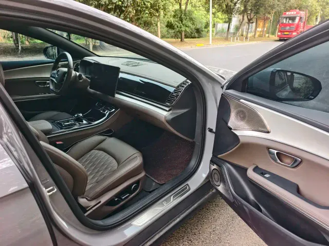BYD Han — Фото автомобиля 11