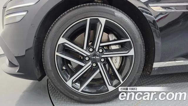 Genesis G80 RG3 — Фото автомобиля 5