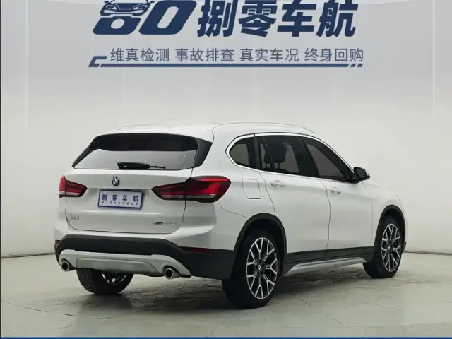BMW X1 — Фото автомобиля 10