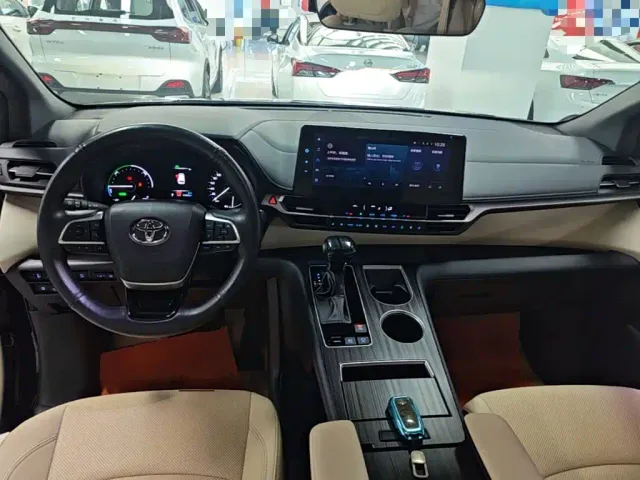 Toyota Granvia — Фото автомобиля 9